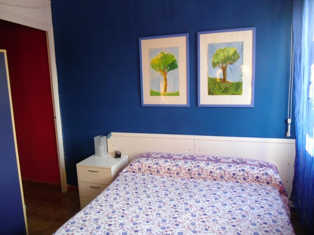 Atico Soleado Apartment L'Hospitalet de Llobregat Bagian luar foto